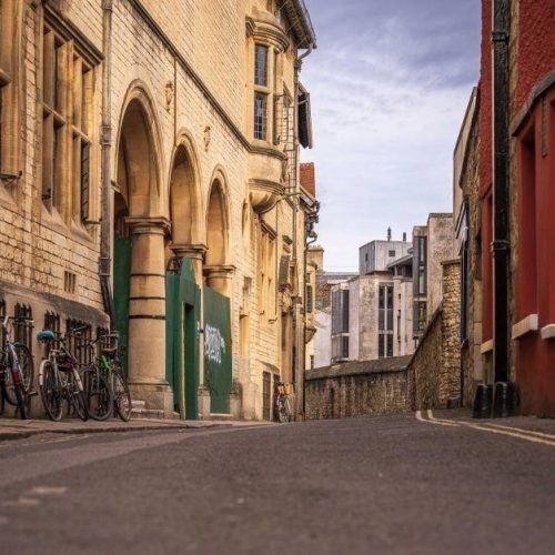 self guided walking tour oxford
