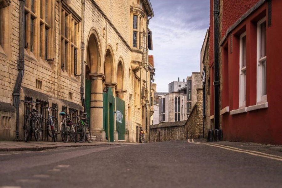 self guided walking tour oxford